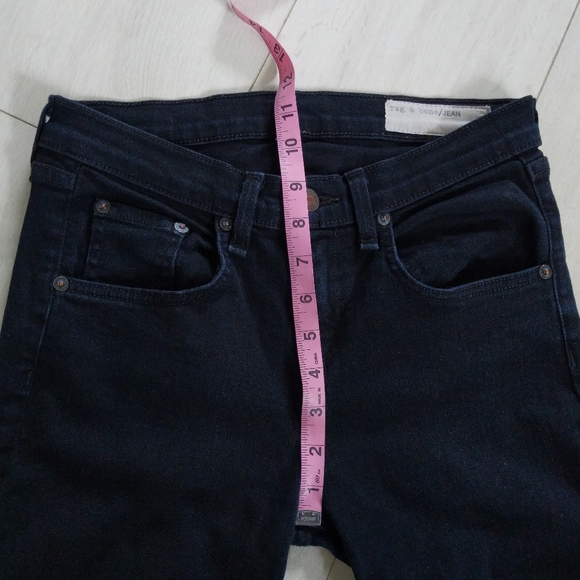 rag & bone High-rise Skinny Ankle Jeans in Coal - Picture 11 of 13